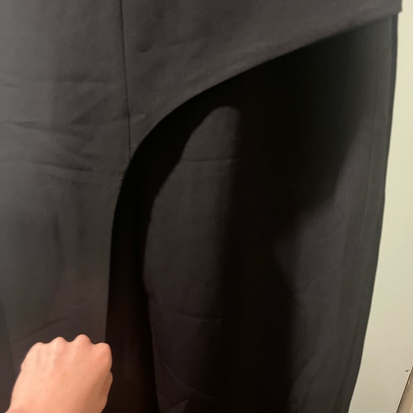 Kay Unger Davina Stretch-Crepe Formal Jumpsuit, Black - Picture 10 of 10